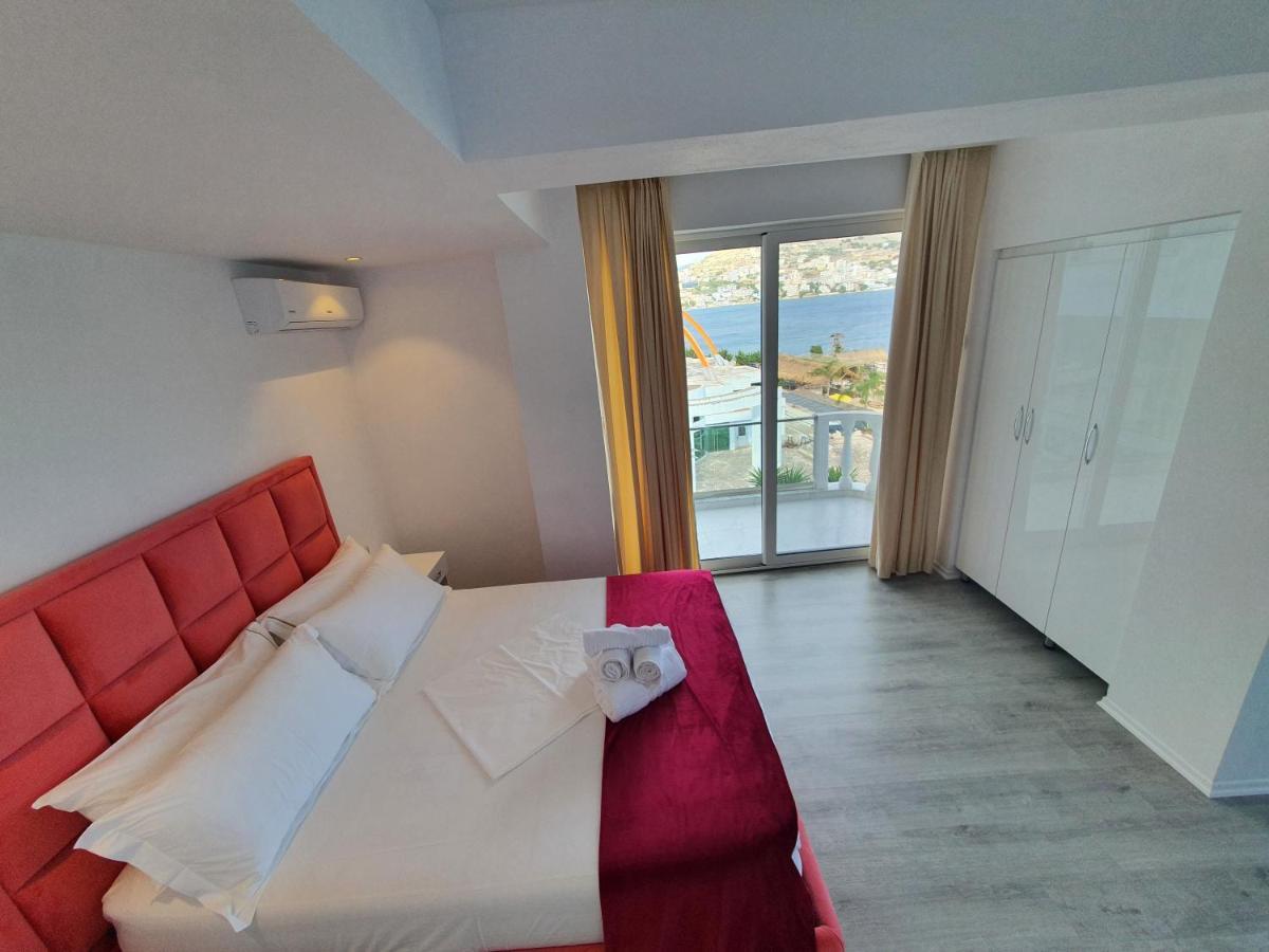 Hotel Aloha Саранде Екстериор снимка