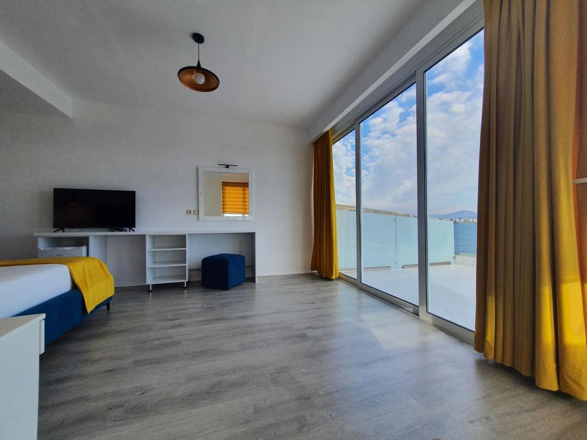Hotel Aloha Саранде Екстериор снимка