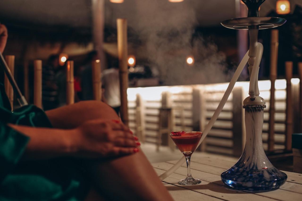 Hotel Aloha Саранде Екстериор снимка
